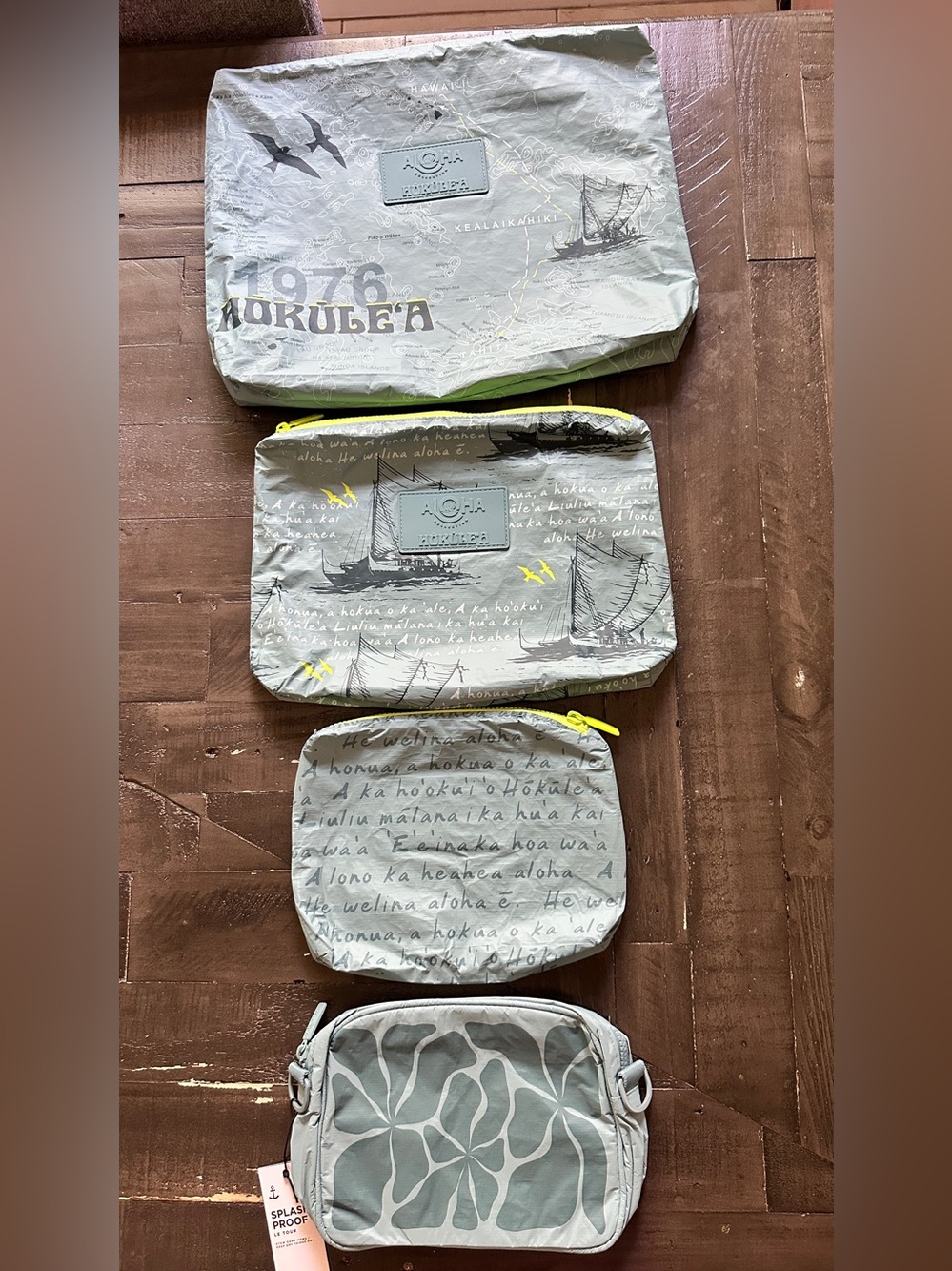 Aloha Collection Hokule’a Pouches - Picture 2 of 11
